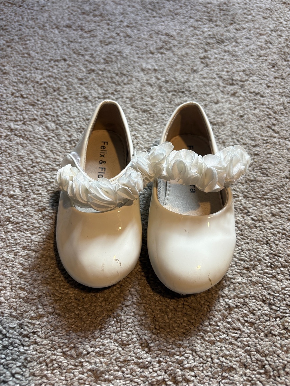 Felix & Flora Girls' White Patent Dress Shoes with Floral Strap